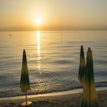 मैंने ज़ुल्म को अपने ऊपर ह़राम क़रार दिया है।